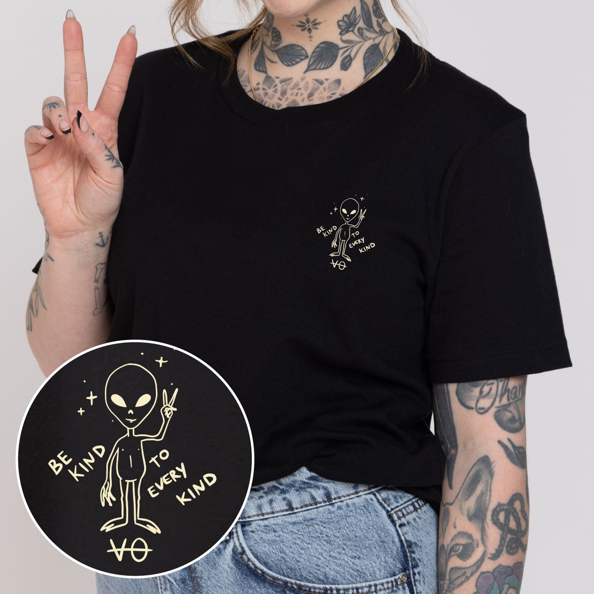 Peace Alien Doodle T-Shirt (Unisex)